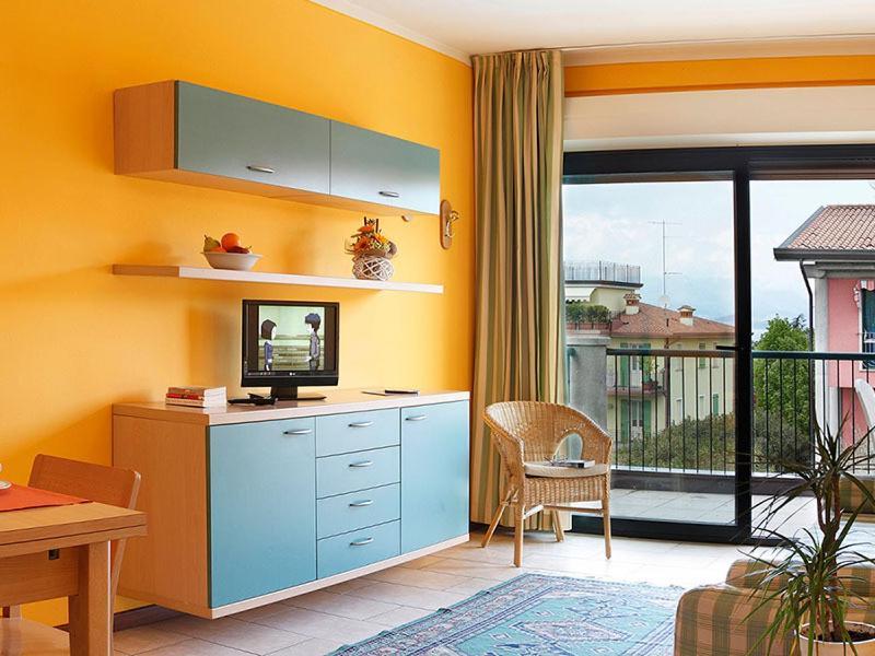 Residence Spiaggia D'Oro デセンツァーノ・デル・ガルダ エクステリア 写真